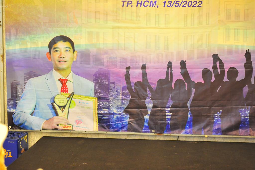 Kỷ niệm 12 năm thành lập công ty