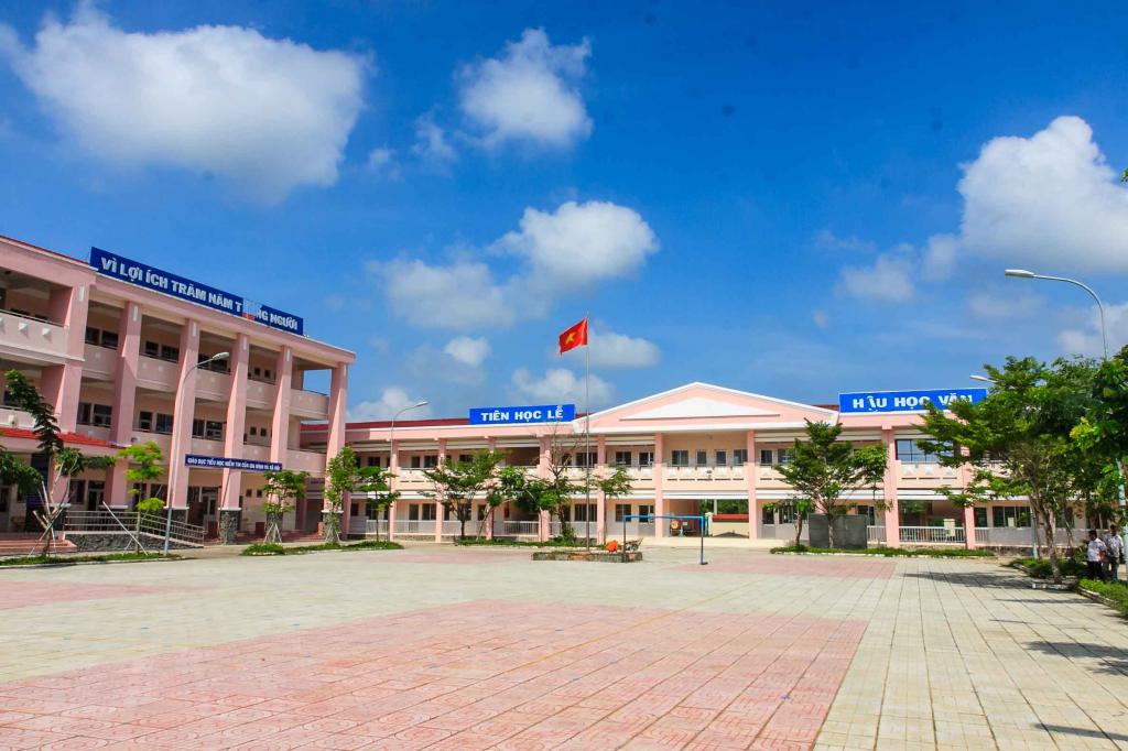 TRƯỜNG TIỂU HỌC TAM THÔN HIỆP
