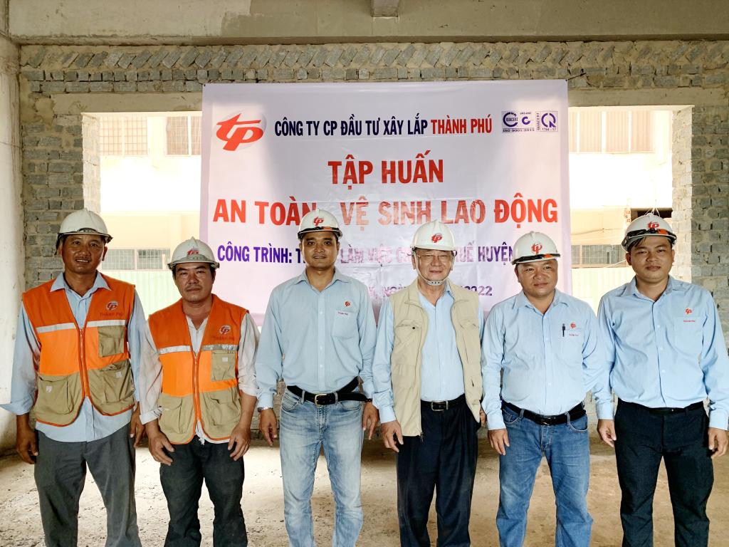 Tập huấn định kỳ An toàn - Vệ sinh lao động