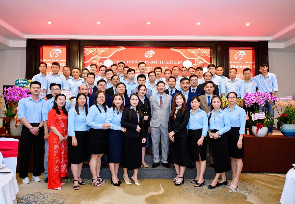 TẤT NIÊN 2025 – THÀNH PHÚ